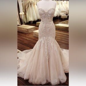 Stella York Cream Lace Mermaid Wedding Dress